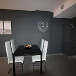 Apartamento T1 Da Rocha/ Paraíso Sol Da Rocha 3 *