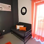 Apartamento T1 Da Rocha/ Paraíso Sol Da Rocha 3 *